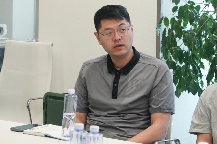 李翔：力爭(zhēng)重新打造出一支團(tuán)結(jié)一致、頑強(qiáng)拼搏的北京女籃
