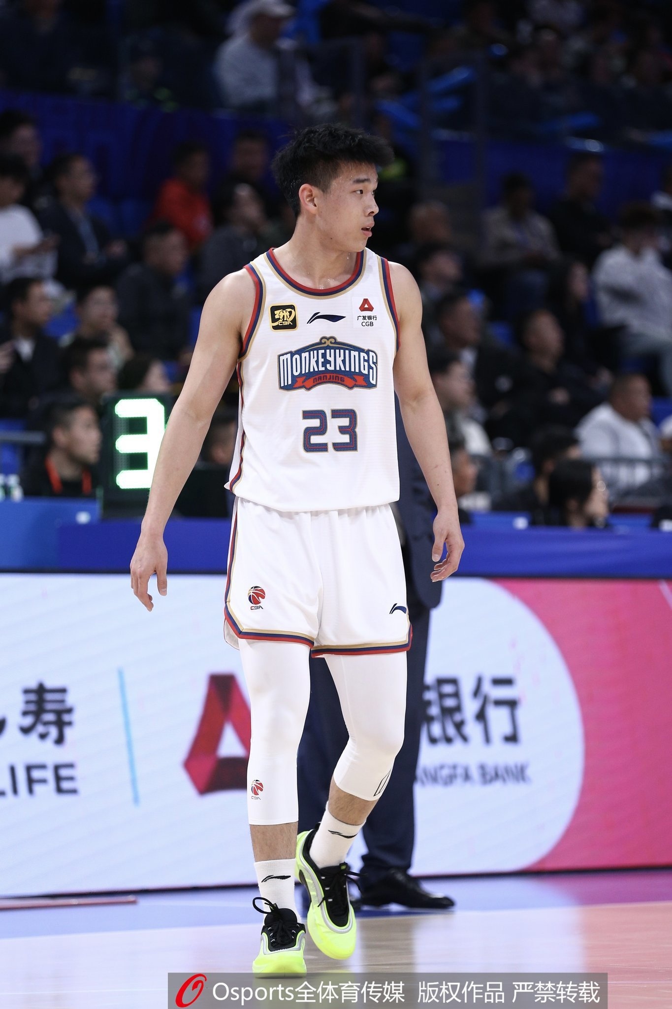 林葳被獨行俠下屬球隊選中！媒體人：走出去看看世界 找找差距