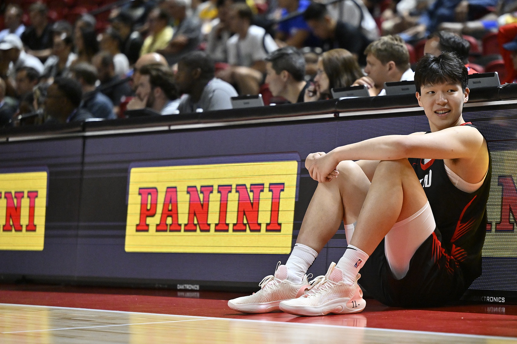 ??夏聯(lián)主帥：楊瀚森的適應(yīng)力真的很了不起 他會在NBA快速成長