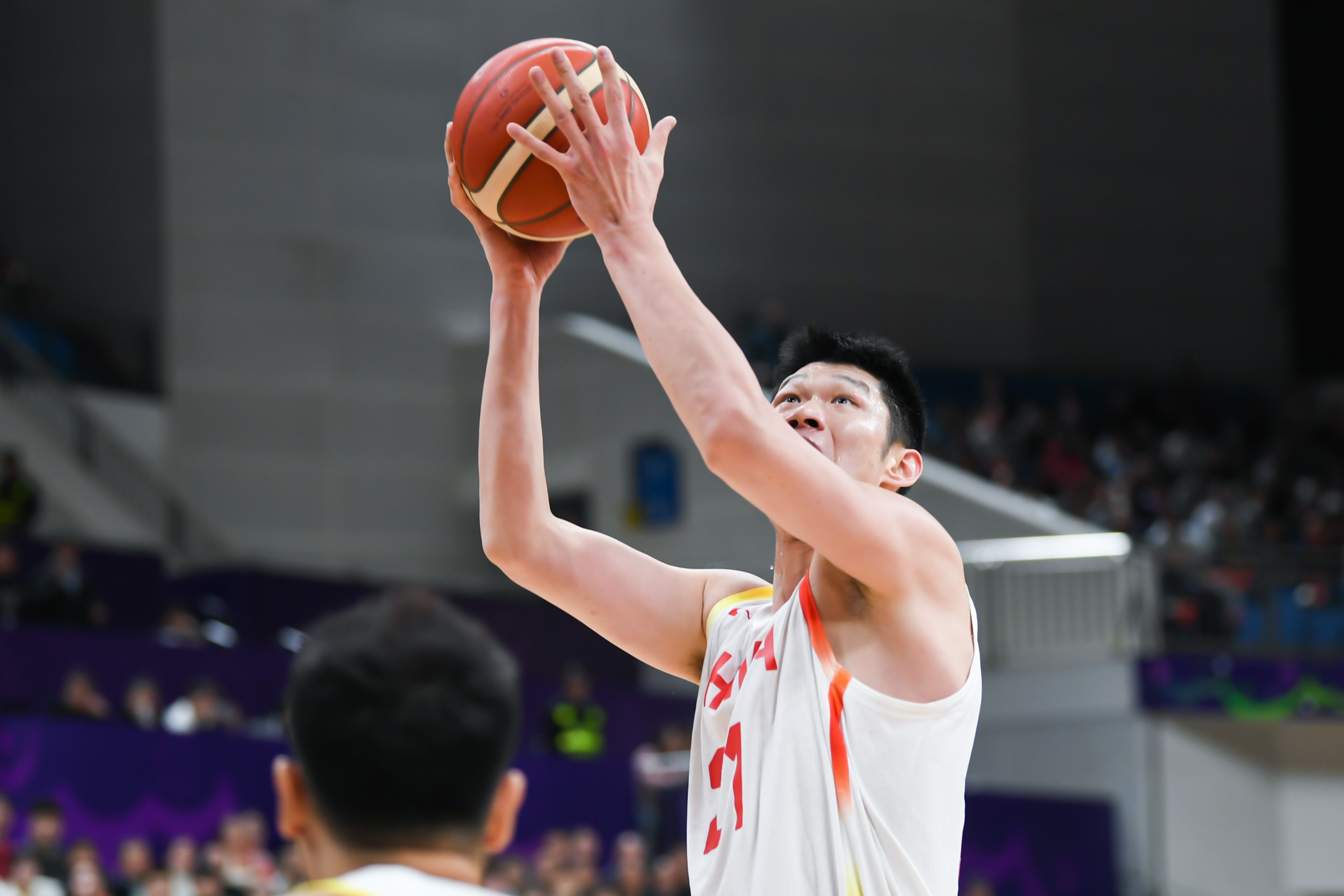 后勁不足！中國男籃末節(jié)凈負10分 最終3分優(yōu)勢險勝過關