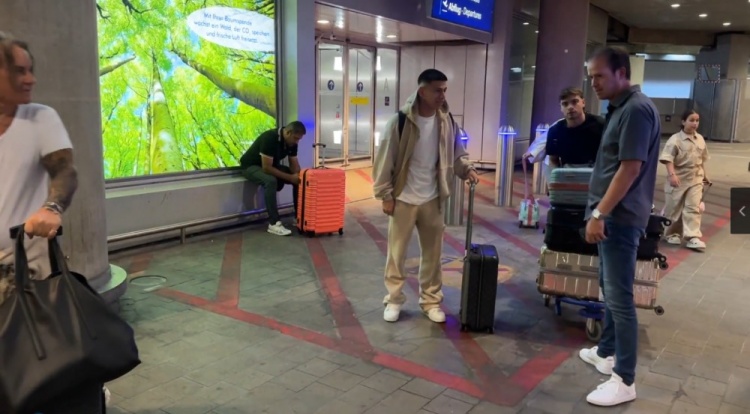 德天空：埃切維里已抵達(dá)杜塞爾多夫，周三接受勒沃庫(kù)森體檢