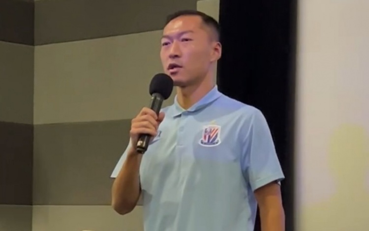 吳曦：希望全隊所有的球員展示出擔(dān)當(dāng)，最后7場比賽我們一起戰(zhàn)斗