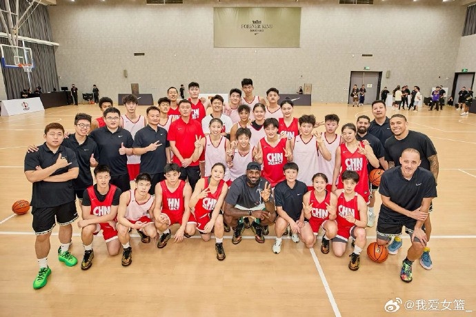 中國U16女籃今天飛往馬來西亞吉隆坡備戰(zhàn)亞洲杯 劉瑞、李安妮在列